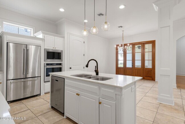 Building Photo - 107 St Girons Dr