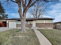 Building Photo - 9174 Lander St