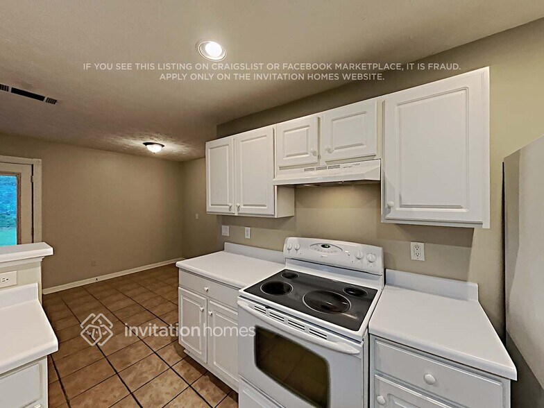 Building Photo - 4045 Bradford Walk Trail