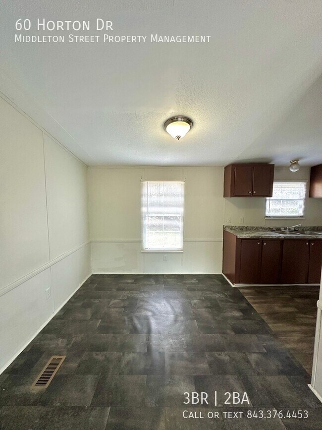 Building Photo - 60 Horton Rd