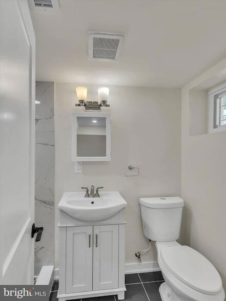 Building Photo - 4210 4th St NW