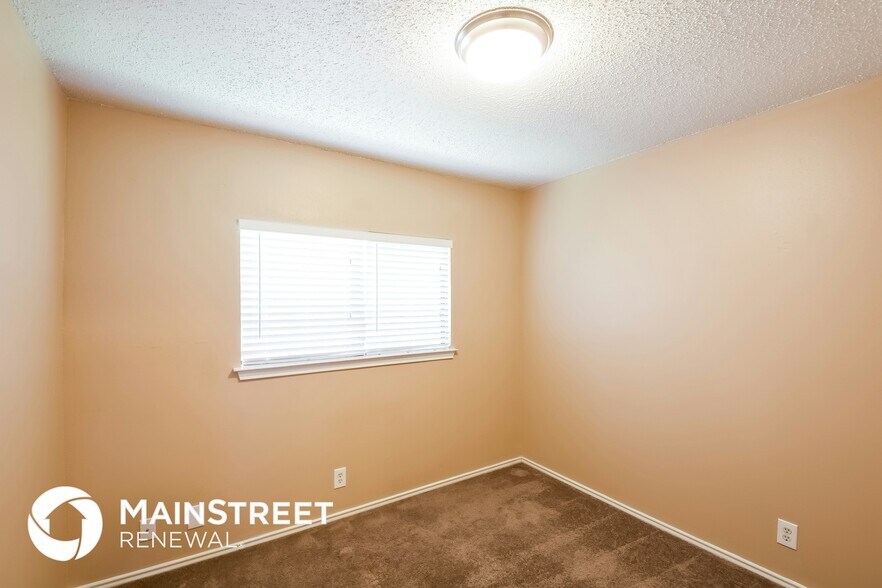 Building Photo - 7419 Estrid Trail