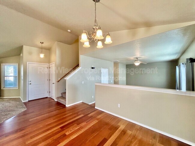 Building Photo - 10829 Cloudless St