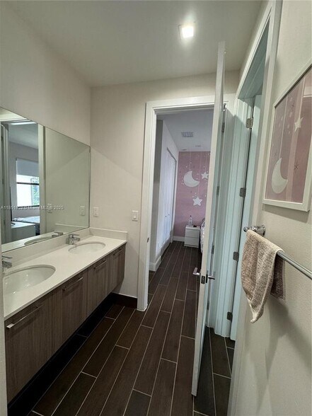 Building Photo - 8283 NW 47th Ln