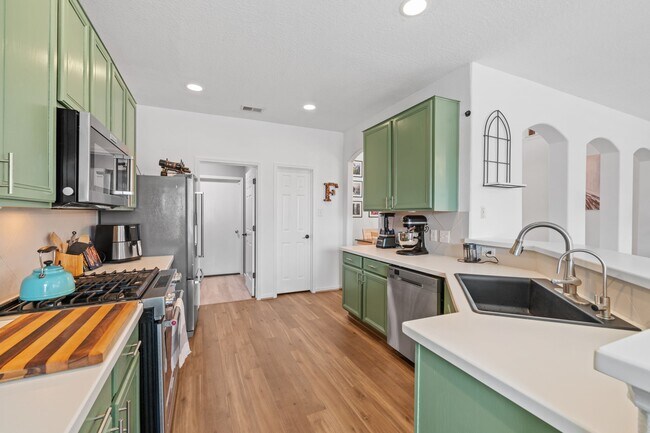 Building Photo - 18210 Juniper Creek Ln
