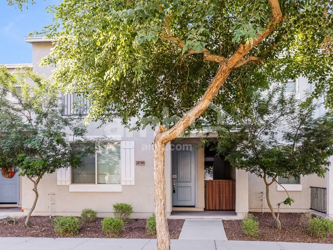 Building Photo - 20709 W Stone Hill Rd