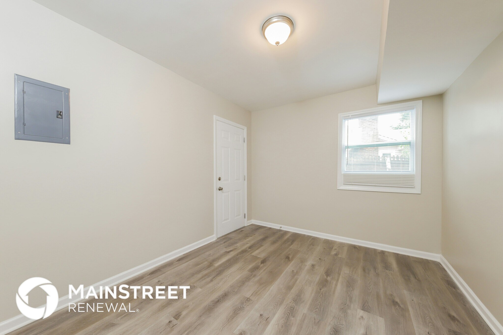 Building Photo - 3730 Danube Dr