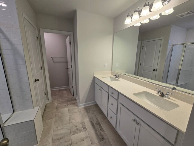 Building Photo - NEWLY BUILT END UNIT TOWNHOME