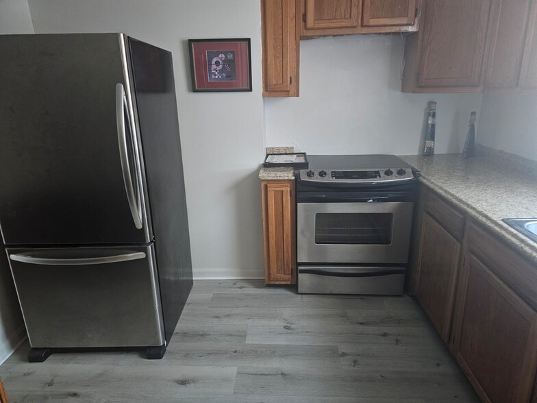 Building Photo - 10800 Joyceton Ct