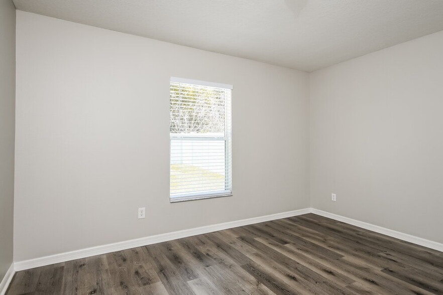 Building Photo - 3606 Doe Run Dr