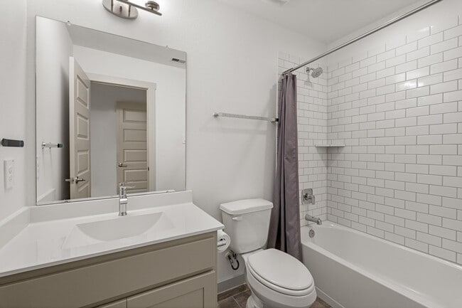 Building Photo - 29335 Red Rocks Pk Dr