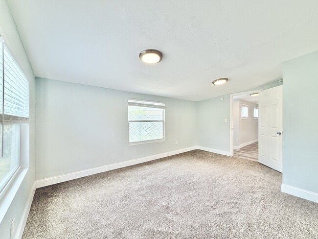 Building Photo - 9401 88th Way N