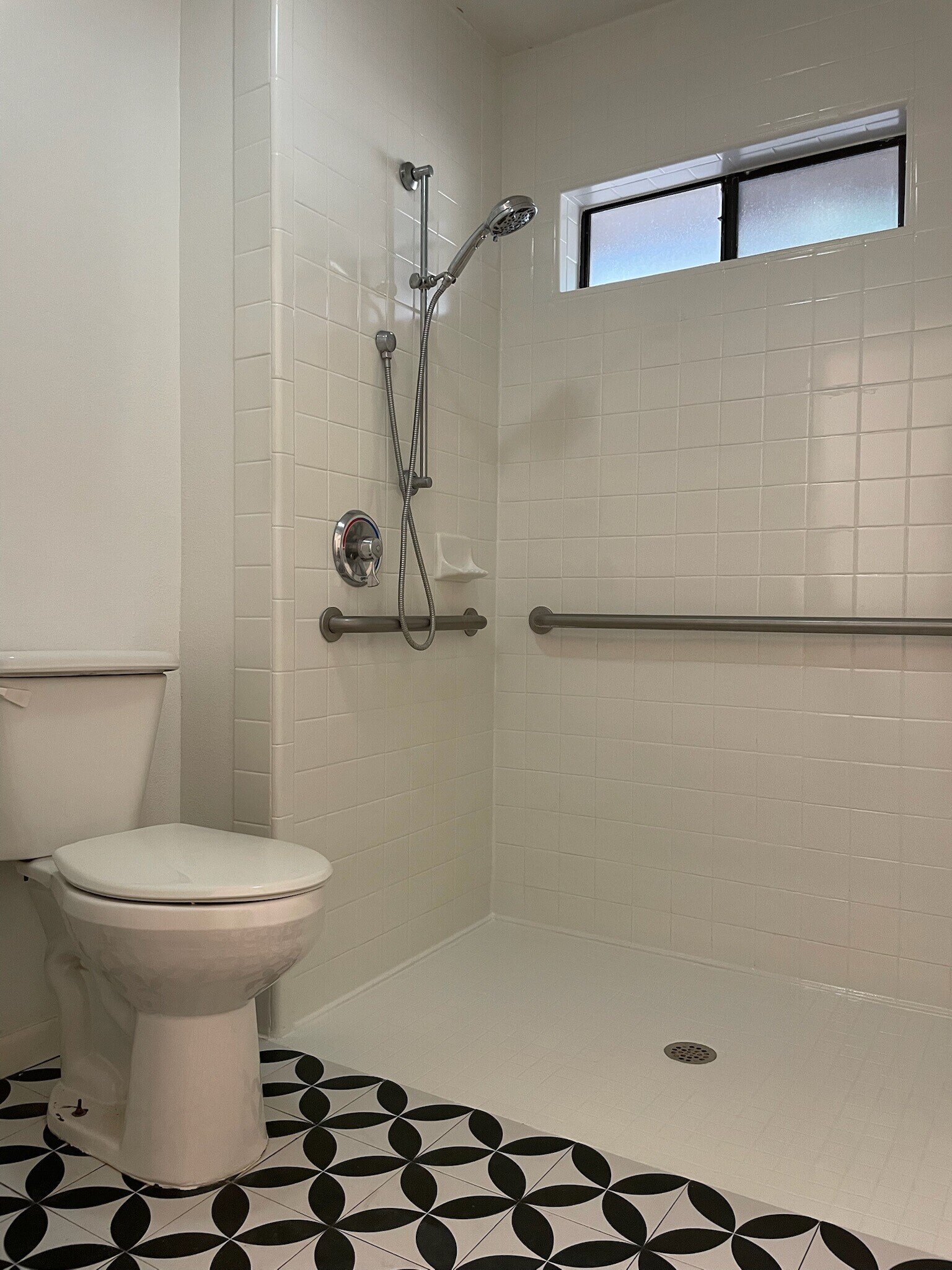 Masters Shower - 2201 Pin Oak Rd