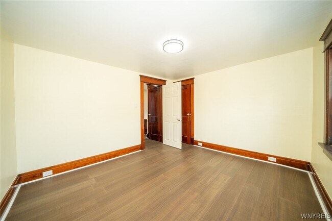 Building Photo - 23 Aldrich Pl