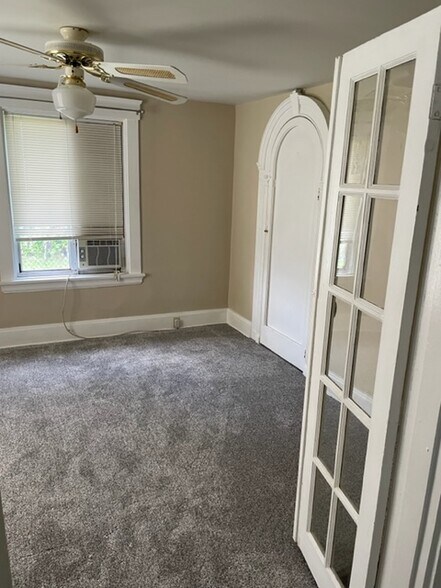 Building Photo - 3412 Ibsen Ave