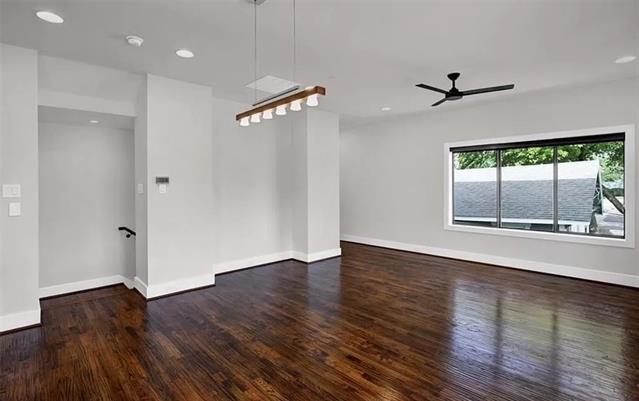 Building Photo - 5604 Lindell Ave