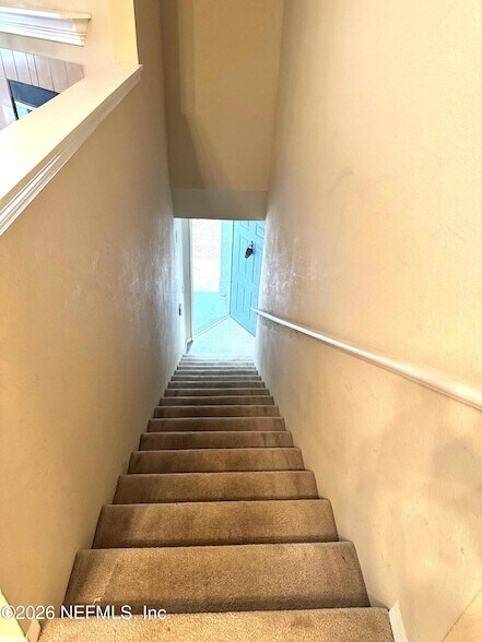 Building Photo - 1717 County Rd 220