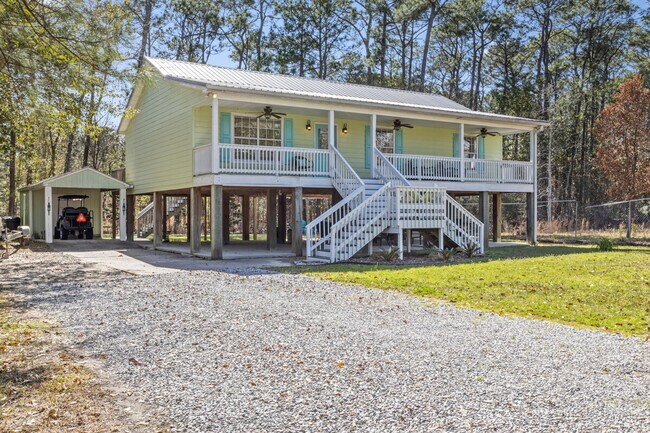 Building Photo - 309 Julia St