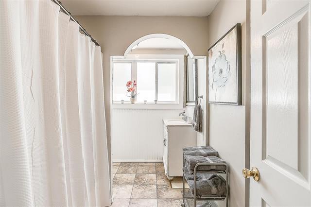 Building Photo - 402 NW 5th St