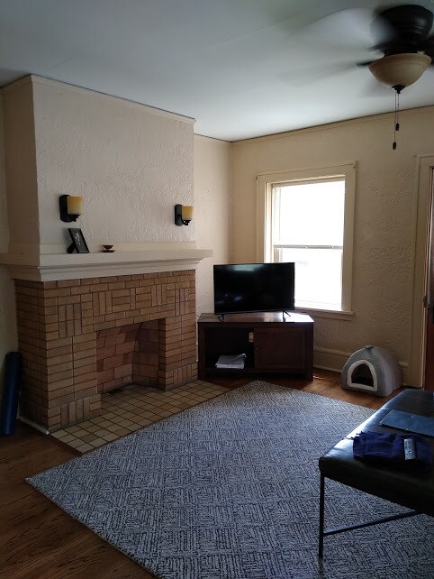 Living Room - 4552 W Wells St