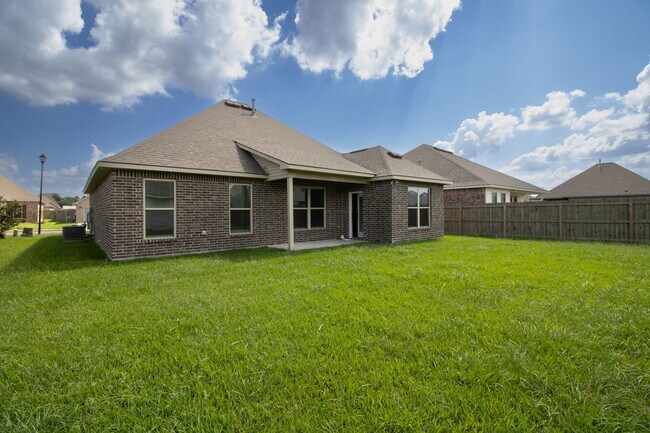 Building Photo - 145 Keaton Ct