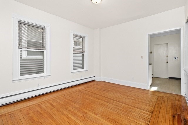 Building Photo - 14 Moore St