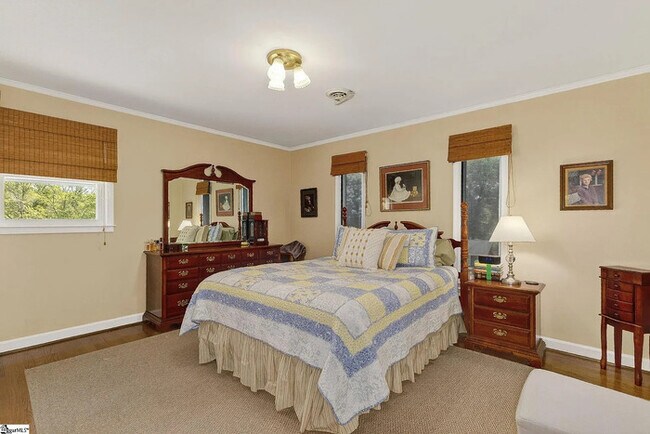 Building Photo - 306 Verner Dr