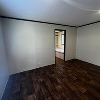 Building Photo - 3437 Shepherd Rd