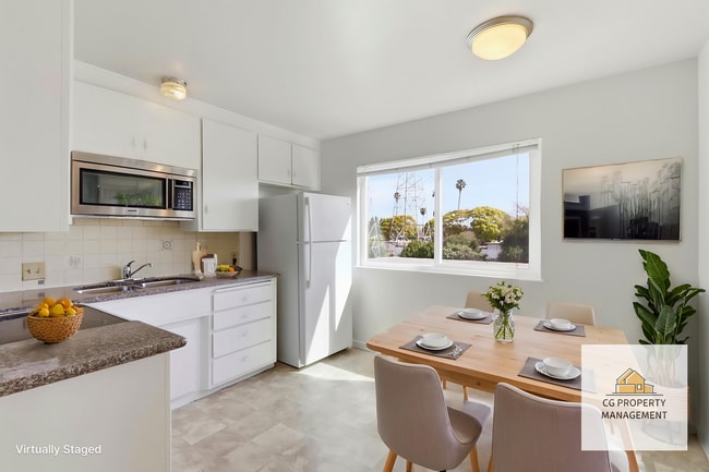 Building Photo - 662 Johanna Ave