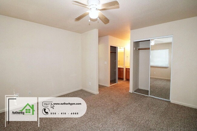 Building Photo - 3700 Silvario Ct