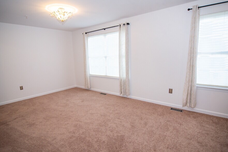Building Photo - 2218 Conquest Way