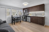 Unit 6 - 104 Harvard Place