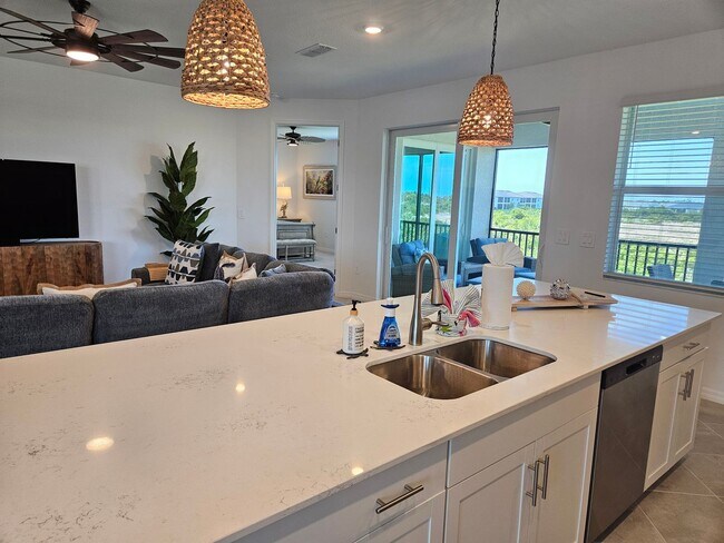Building Photo - 12665 Radiance Ct