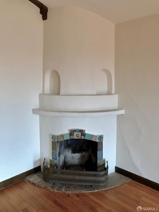 Building Photo - 1537 34th Ave