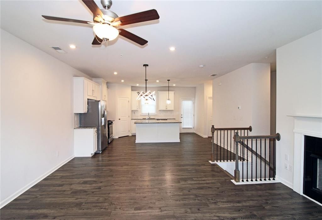 Building Photo - 1640 Coasta Way