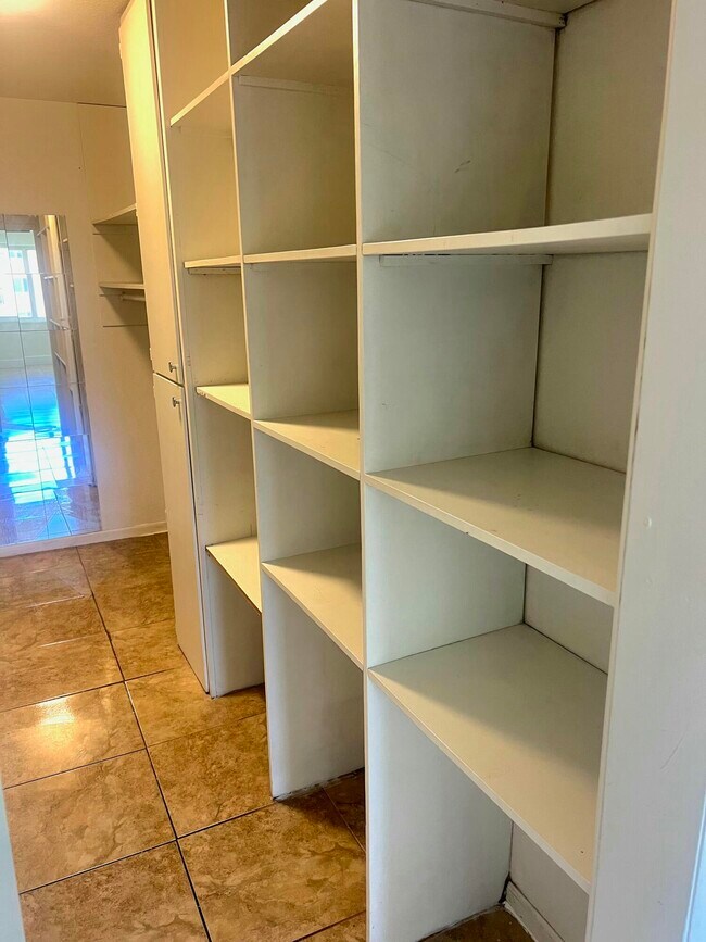 Building Photo - 7000 NW 186th St