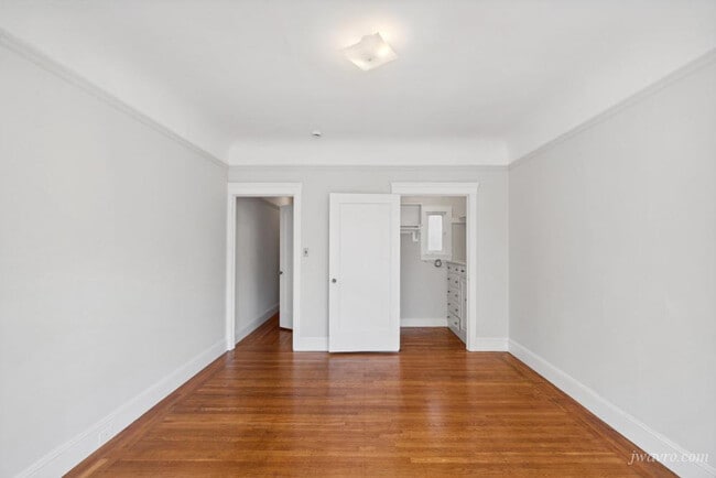 Building Photo - 2425 Fillmore St