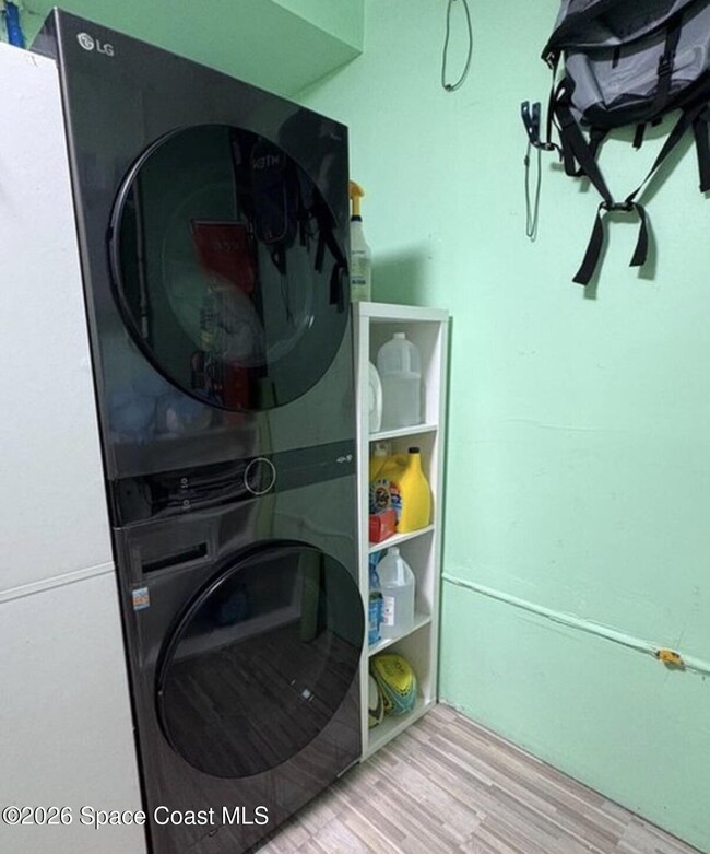 Building Photo - 7705 Poinsetta Ave