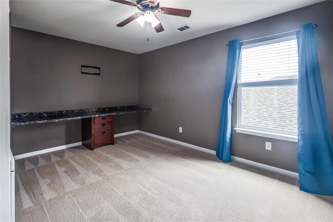 Building Photo - 2702 Tumbling River Dr