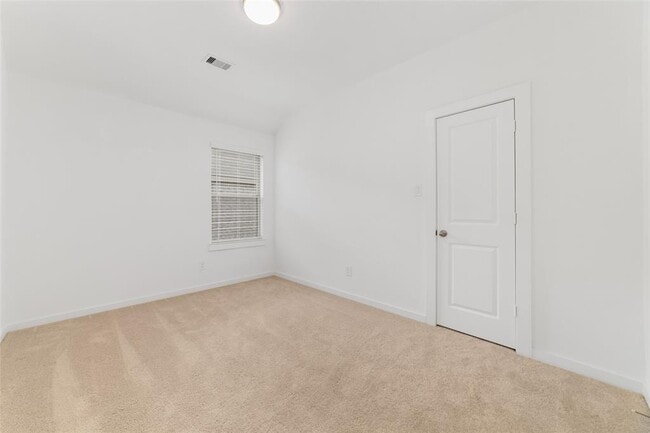 Building Photo - 5014 Chestnut Orch Dr