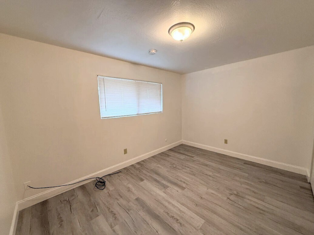 Building Photo - 3310 R St