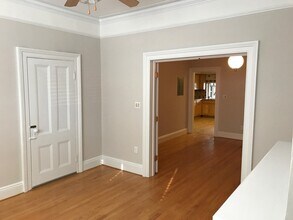 Building Photo - 342 Pavonia Ave