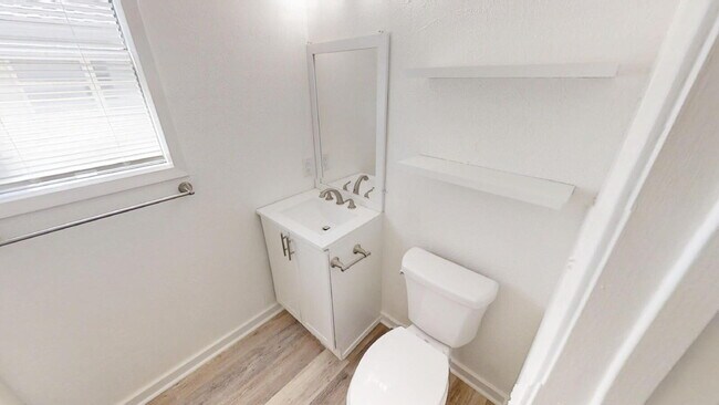 Building Photo - "Charming 3-Bed, 2-Bath Gem with 1,654 Sq Ft of Comfort in Temple, TX!"