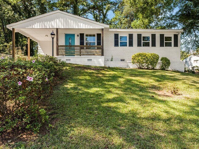 Building Photo - 6371 Westbury Rd