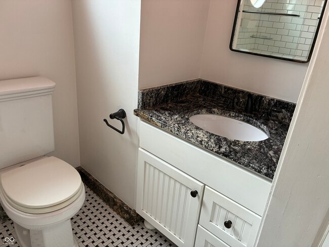 Building Photo - 1430 N New Jersey St