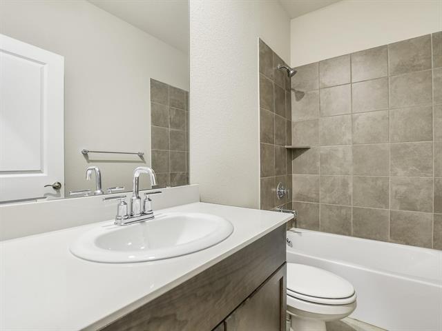 Building Photo - 2612 Gateway Ave