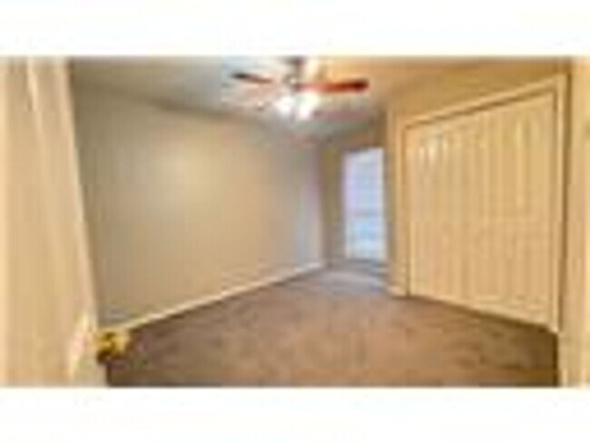 Building Photo - 3bd/2bth House