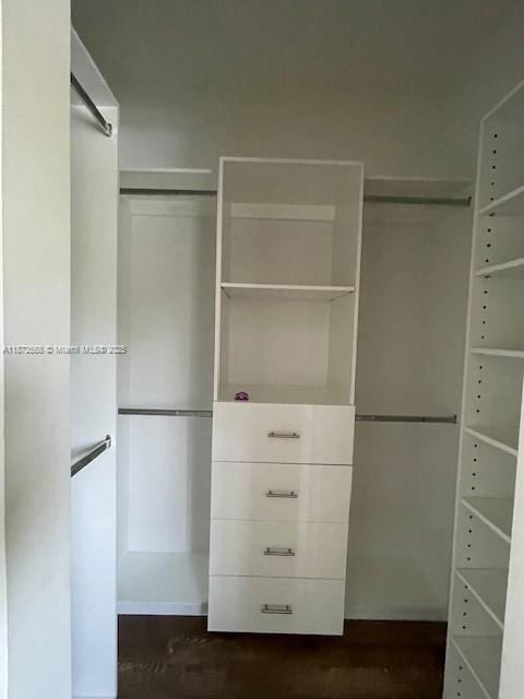 Building Photo - 2531 NE 41st Terrace