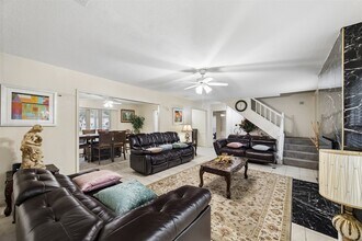 Building Photo - 7511 Theisswood Rd