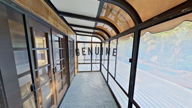 Building Photo - Large 4 Bedroom House with Pebble Bottom Pool - Backyard Oasis!